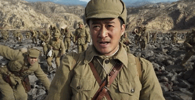 《长津湖》2天票房过5.3亿,群演就有7万人次,把钱花在了刀休闲区蓝鸢梦想 - Www.slyday.coM 《长津湖》2天票房过5.3亿,群演就有7万人次,把钱花在了刀休闲区蓝鸢梦想 - Www.slyday.coM