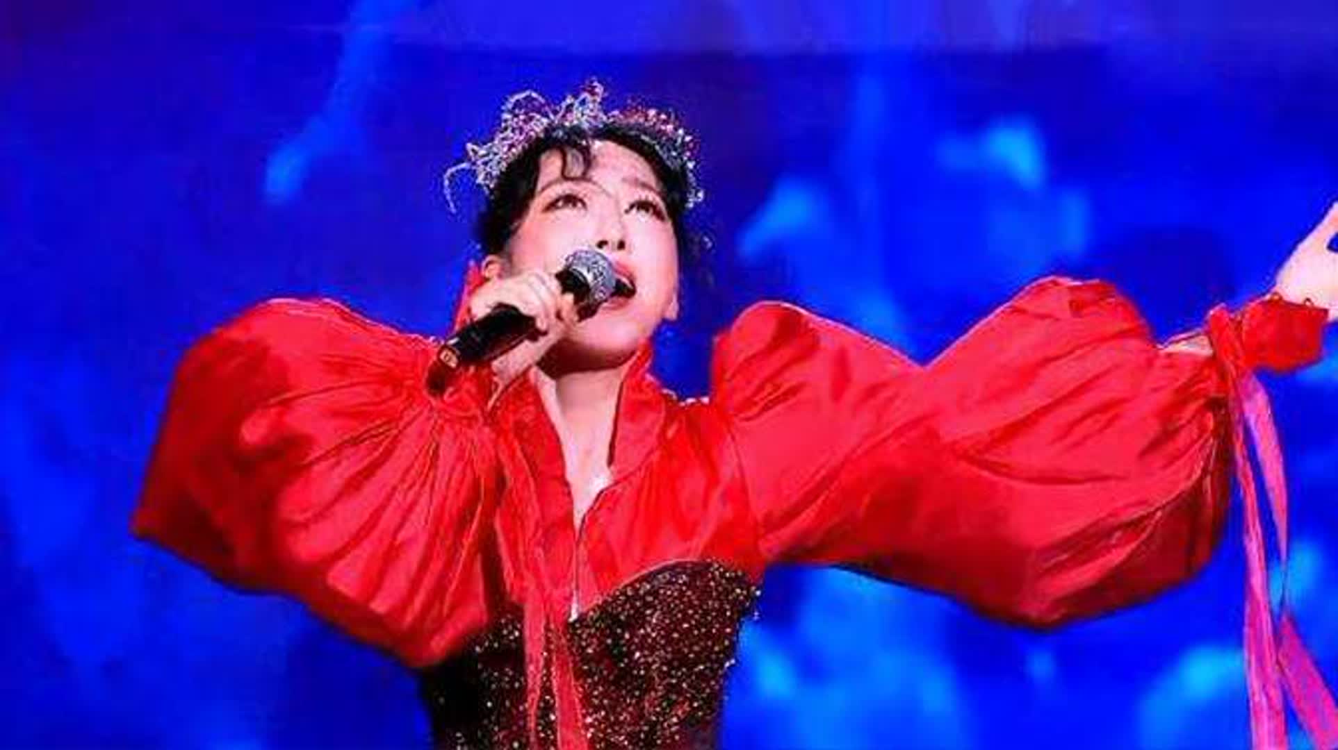 萨顶顶：老娘要不“放大招”，都以为我在假唱！开口高音惊艳全场