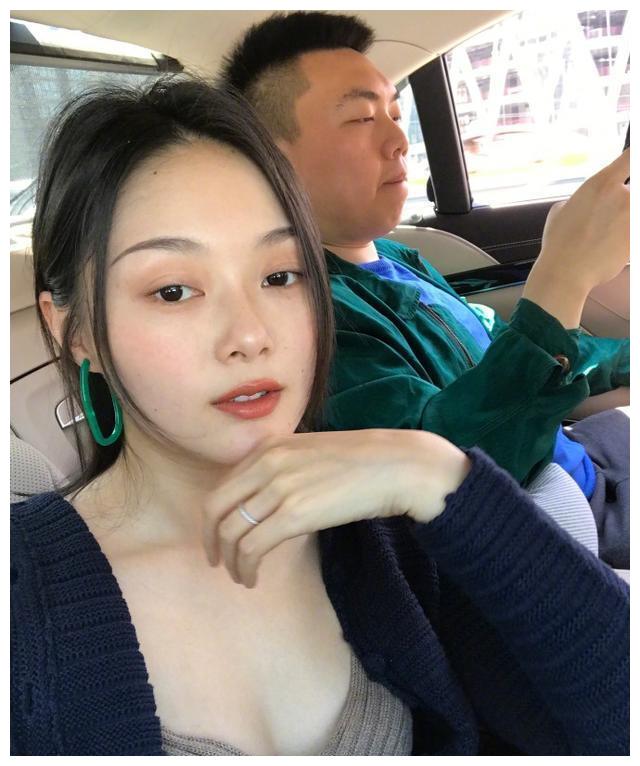 网红晚晚现身,富商老公撒手就走,曾和大直接23岁已婚男人在一起__财经