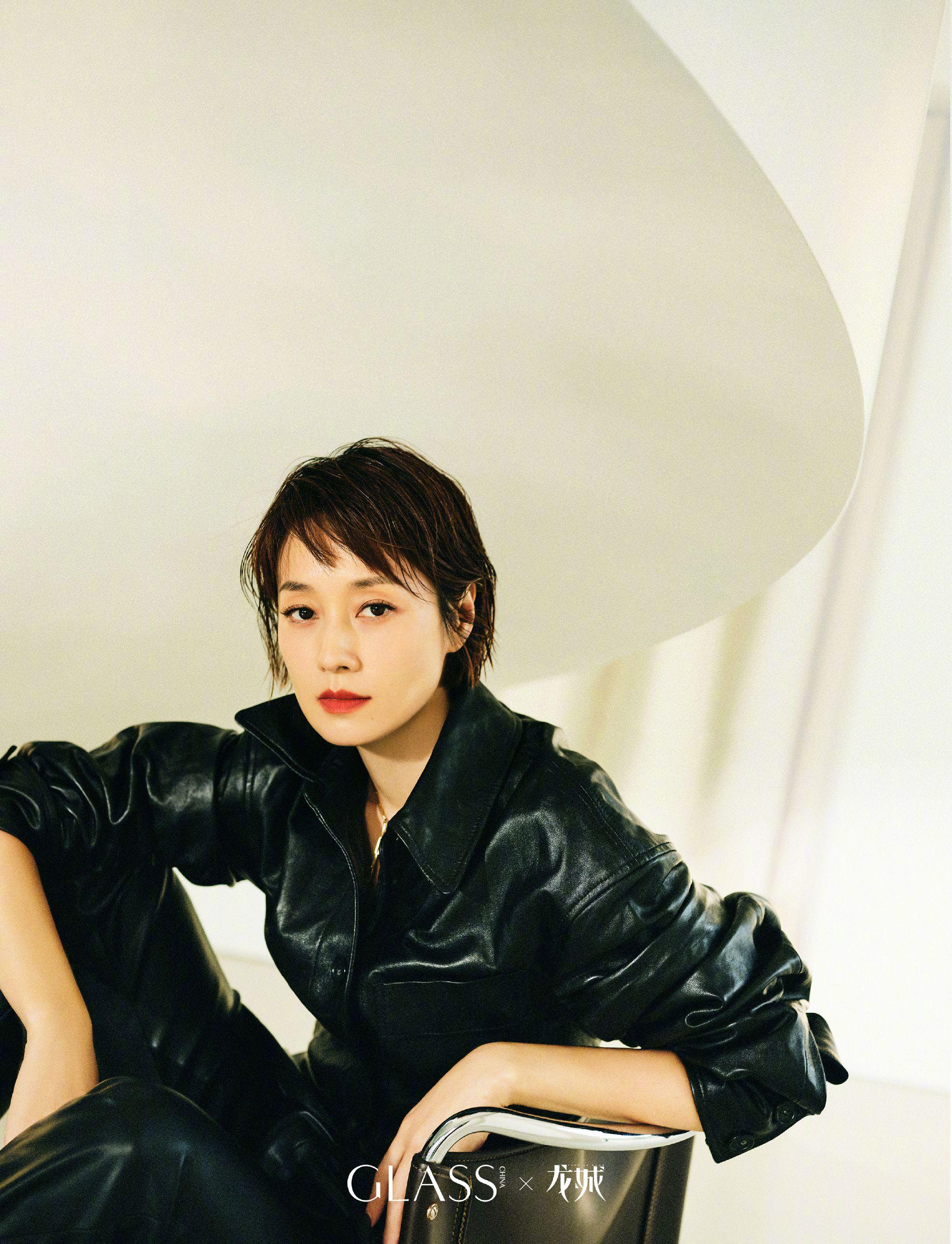 马伊琍便立刻顺着小说研究起来,去延伸揣摩书中人物的个人理解,那是一