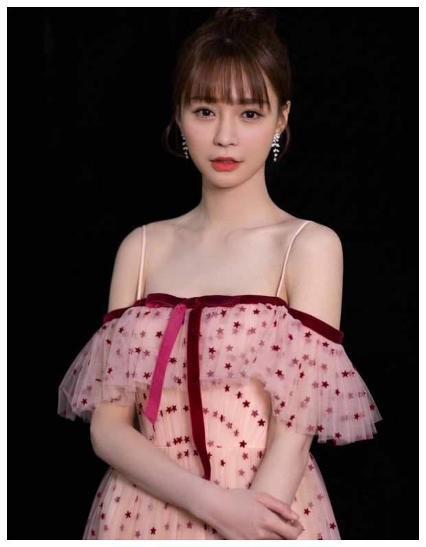 长了一副心机脸的沈梦辰属实一点也不心机