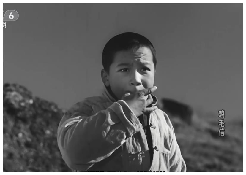 原来,石挥在看完样片之后觉得蔡安安太秀气,并不符合根据地大多数儿童