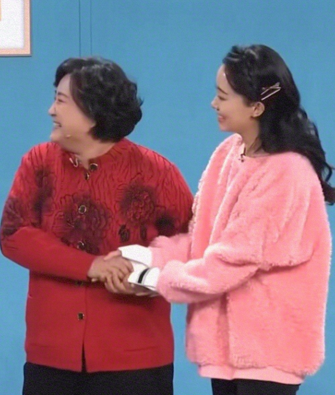 春晚槽点多,大张伟说脏话,刘涛被质疑是托,邓男子魔术不如刘谦休闲区蓝鸢梦想 - Www.slyday.coM 春晚槽点多,大张伟说脏话,刘涛被质疑是托,邓男子魔术不如刘谦休闲区蓝鸢梦想 - Www.slyday.coM