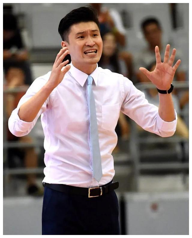 霍楠引援,选秀被质疑?同曦男篮狂输天津33分,重建之路多波折