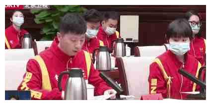 张家齐被接见后小嘴叭叭的能说，说得太正经了，自己都差点笑场休闲区蓝鸢梦想 - Www.slyday.coM