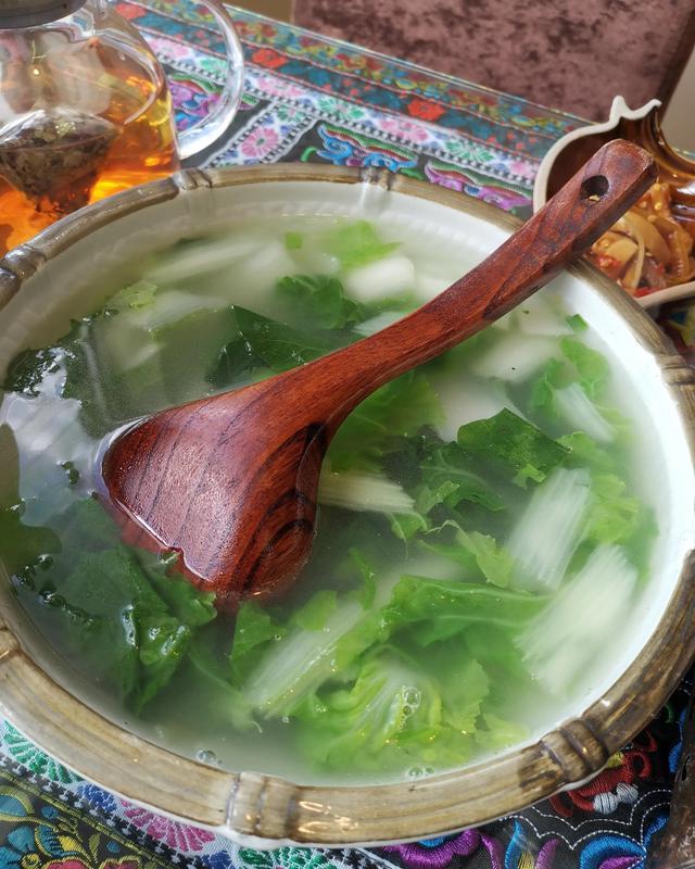 大理白族特色餐酸木瓜鱼