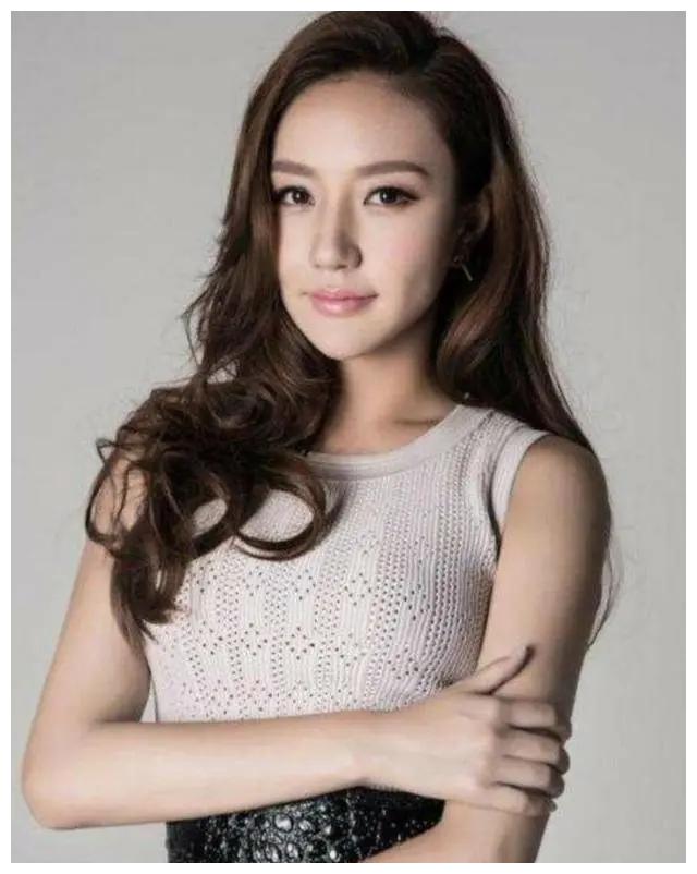 安徽美女排行榜_安徽十二位最美女明星排行,赵薇垫底,前三竟然都是姓李