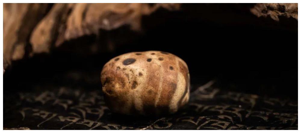 在西藏，比天珠还古老的擦擦是什么？休闲区蓝鸢梦想 - Www.slyday.coM