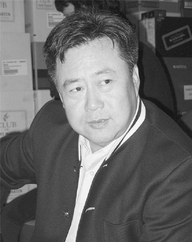 相声演员洛桑生前与郭德纲交好27岁因酒驾不幸去世