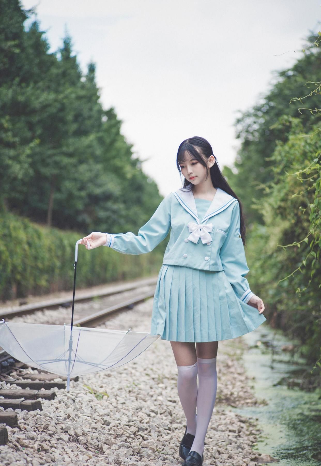 jk制服美少女:铁路,太阳伞,制服,美少女