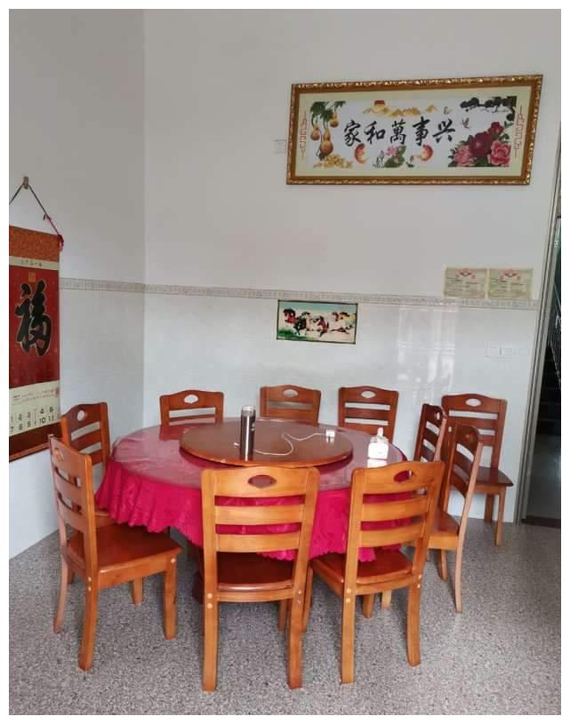 晒晒农村婆家的自建房，楼梯真是太特别了，你们肯定都没见过休闲区蓝鸢梦想 - Www.slyday.coM