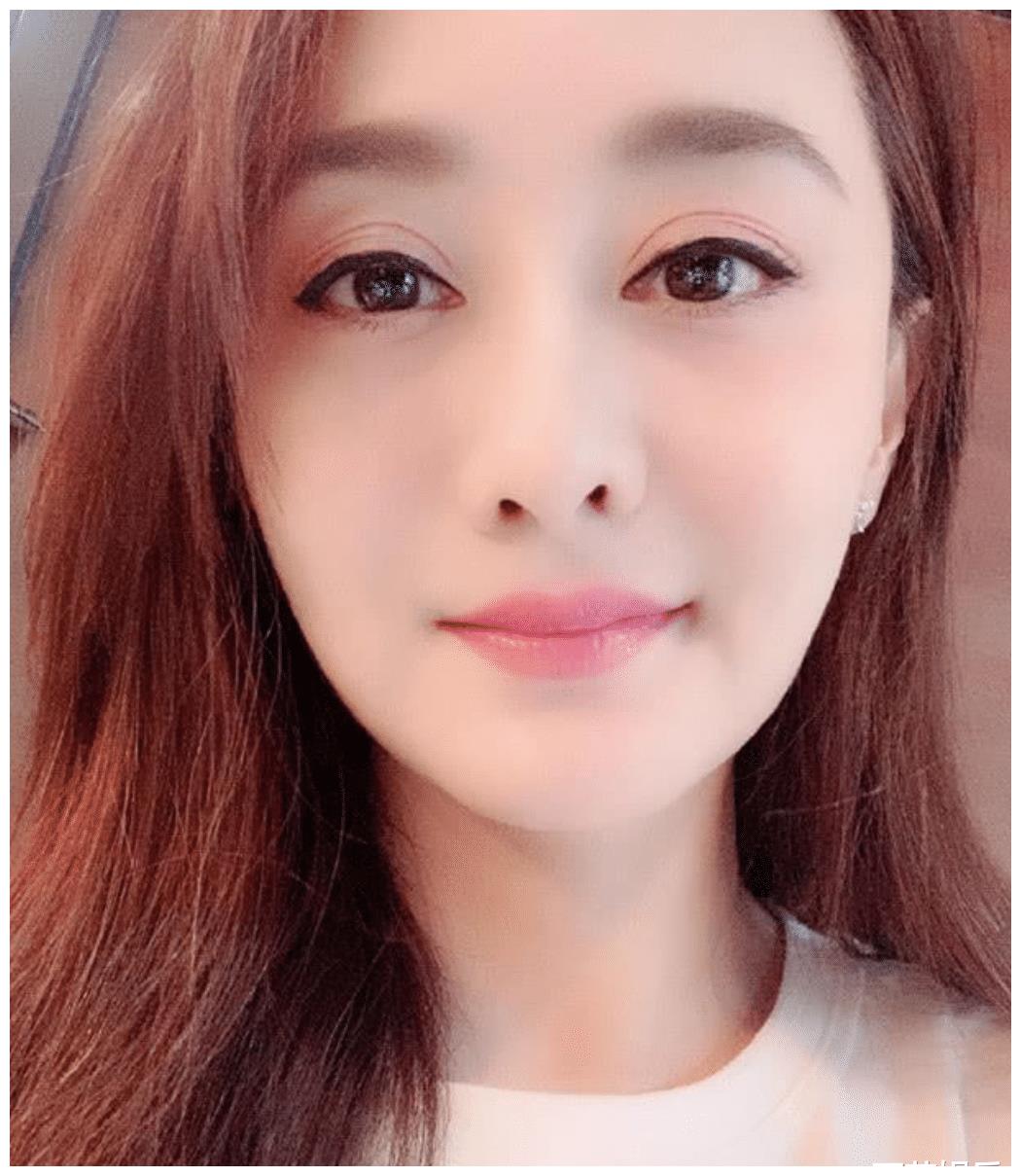 结婚8年一直丁克,周星驰曾疯狂追求她|陈德容|丁克|王赞策_新浪新闻