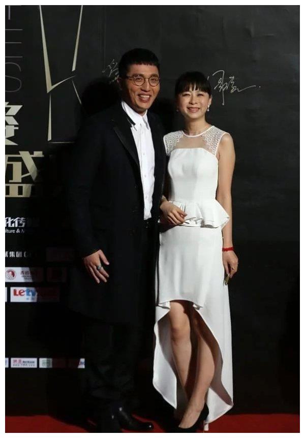 东方卫视当家花旦周瑾,今年已经43岁了,感情生活是相当的神秘