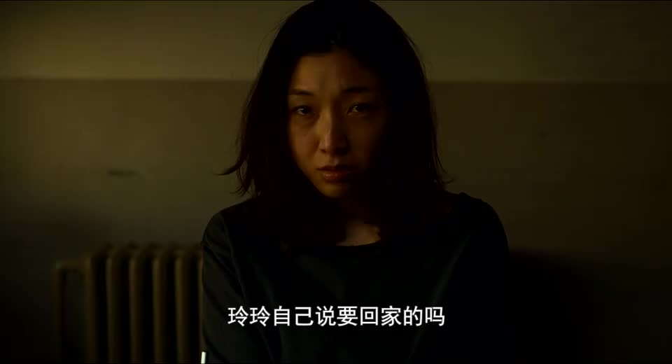 小偷家族日本影后安藤樱演绎什么叫做泪流满面这演技真是绝了