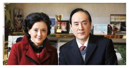 她是国家一级演员为丈夫守寡10年后嫁给著名舞蹈老师幸福不已