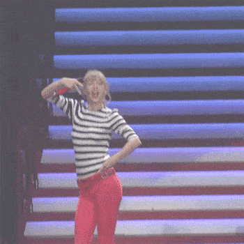 女友新买的裤子非要问我好不好看，我看完顿时感觉好饿啊哈哈哈哈休闲区蓝鸢梦想 - Www.slyday.coM