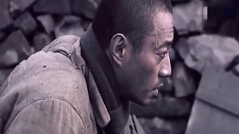 战士们冲锋陷阵,但是还是敌不过敌人坦克的碾压