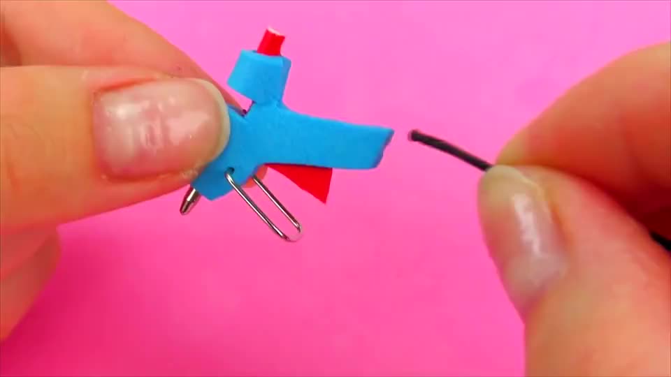 diy手作芭比娃娃的迷你热熔胶枪宝宝的趣味手工
