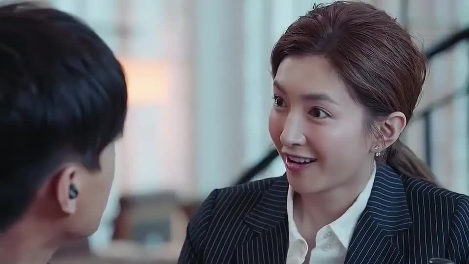 恋爱先生田雨约会宋妍霏直言对方太漂亮宋妍霏却不开心