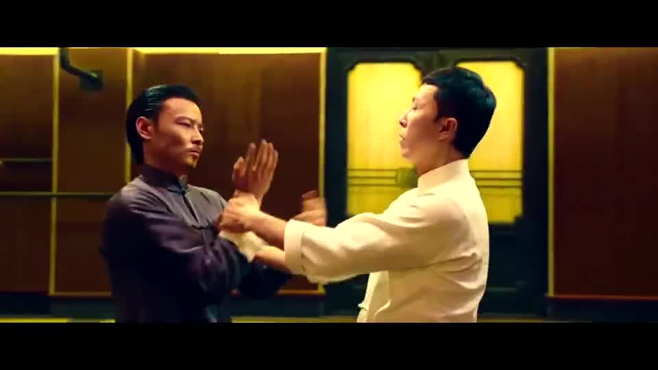 谁才是正宗咏春叶问与张天志纷纷使用咏春两人的实力不分上下