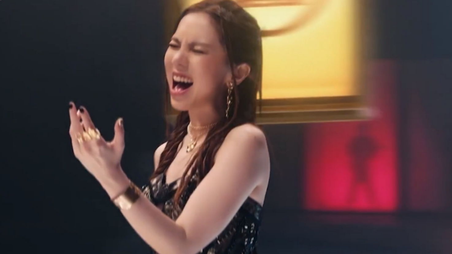 2022邓紫棋携金曲再次燃爆网络高音飙到极致气场二米八