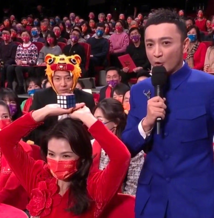 春晚槽点多,大张伟说脏话,刘涛被质疑是托,邓男子魔术不如刘谦休闲区蓝鸢梦想 - Www.slyday.coM 春晚槽点多,大张伟说脏话,刘涛被质疑是托,邓男子魔术不如刘谦休闲区蓝鸢梦想 - Www.slyday.coM