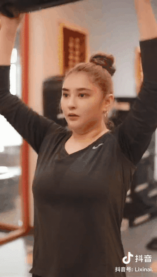 李心艾胖成这样了为进剧组疯狂减肥当年的周杰伦女主会回来吗