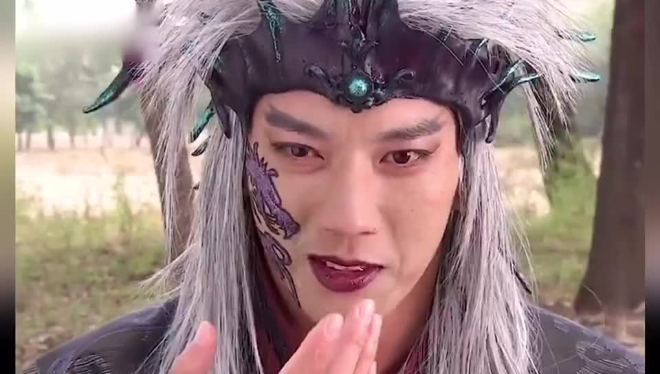 《宝莲灯前传》第121集:五哥真的贪生怕死,两边倒还想做神仙