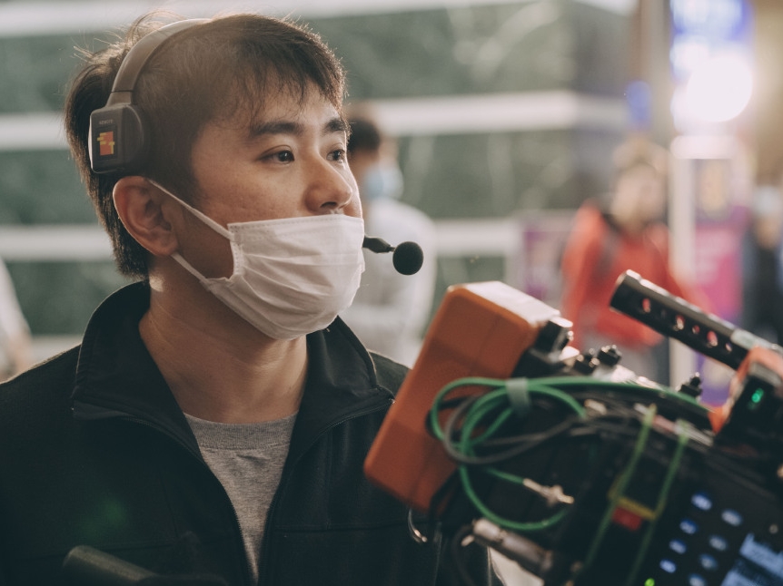 炎亚纶新剧剧组出事故38岁摄影师坠谷身亡曾参与拍摄红海行动