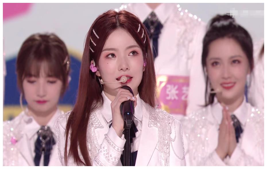 也承受了许多压力,好在一切苦尽甘来,陈卓璇今后也有了一个女团新身份