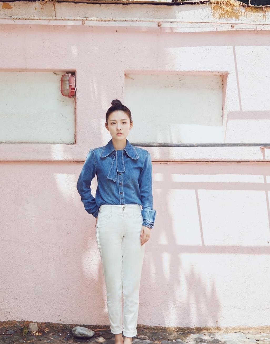 吴倩黄色西装low出极限看完她其他的照片其实并不是