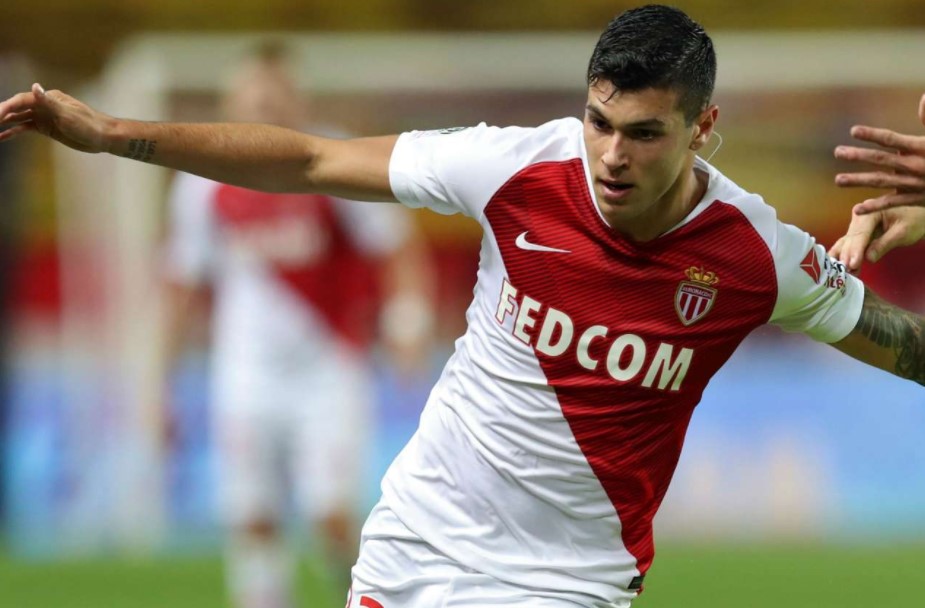 近日,爱游戏爆料称,佩莱格里将以租借加买断的方式加盟米兰,租金为100