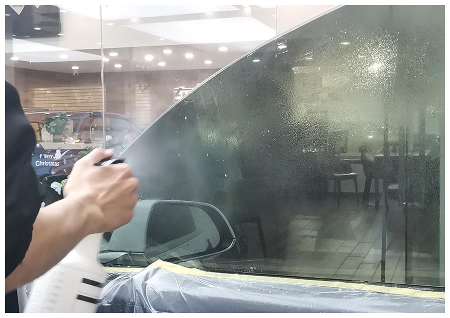 汽车贴玻璃膜怎么判断好不好