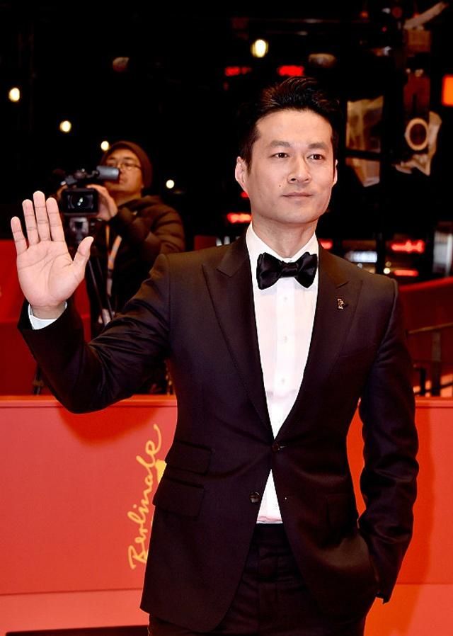 谭凯长着很标准明星脸,他的名字却很少有人记得起,属于脸比人红