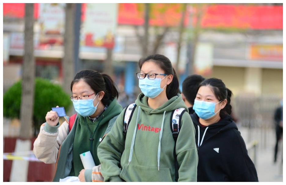 上海落户政策条件放宽，部分毕业生可直接落户，应把握住机会休闲区蓝鸢梦想 - Www.slyday.coM