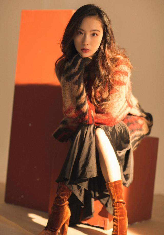 因为新倚天屠龙记的大师姐丁敏君爱上陶珞依这波pick不亏