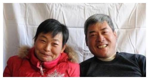 老人进城看病，钱包却被小偷摸走，小偷打开钱包后失声痛哭休闲区蓝鸢梦想 - Www.slyday.coM