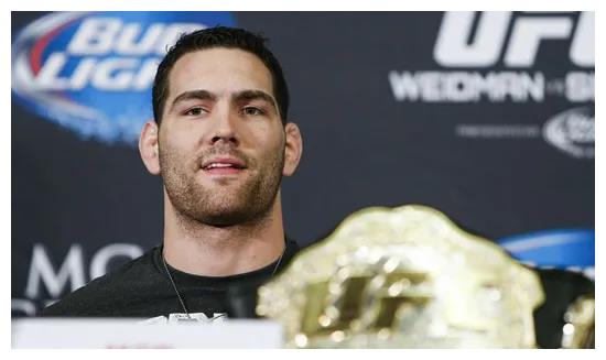 前ufc冠军伤情严重,有截肢风险