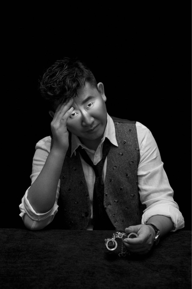 有限公司董事长胡博携导演李昊瀚,监制叶静,总制片郭亚辰与演员张锦程