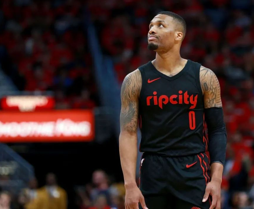 到底还走不走?利拉德再次表态留队,他一直深爱着这支球队啊休闲区蓝鸢梦想 - Www.slyday.coM 到底还走不走?利拉德再次表态留队,他一直深爱着这支球队啊休闲区蓝鸢梦想 - Www.slyday.coM