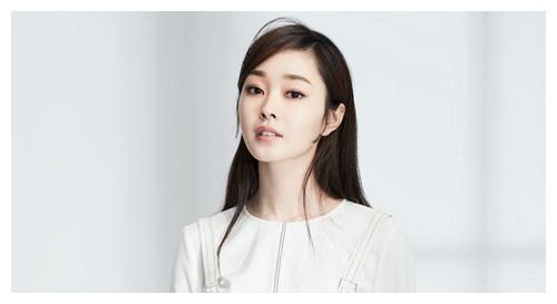 何炅力捧的"四小天鹅",最不起眼的她名气却越来越高