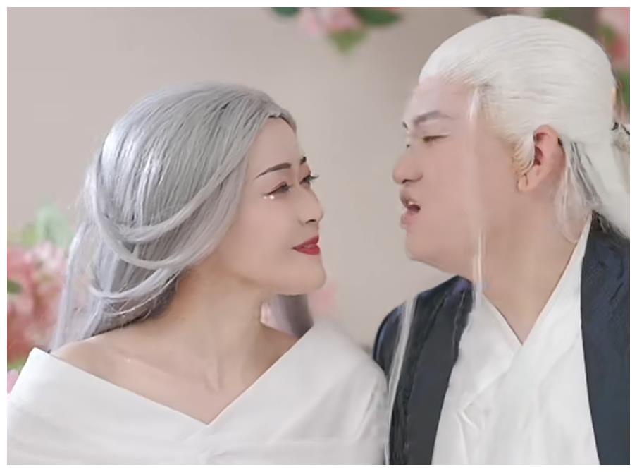 知名网红cococola8走红全网