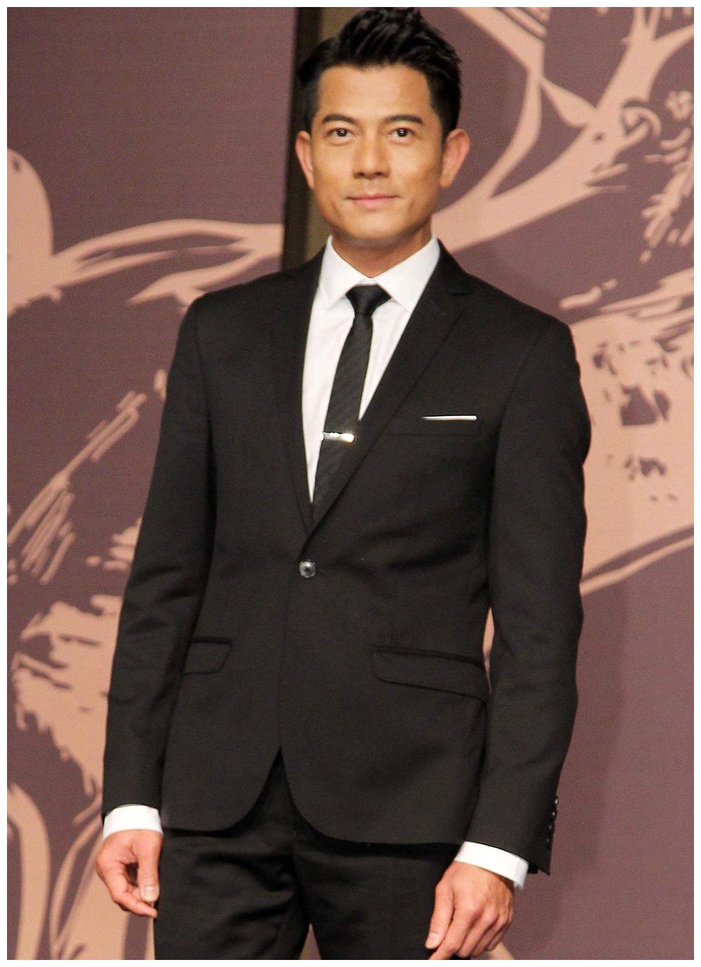 郭富城19岁进tvb月薪七百30岁失去父亲52岁娶妻