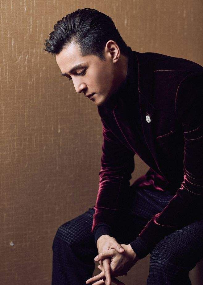 胡歌娱乐圈优秀实力演员,待人真诚,是个历经磨难重生的励志人物