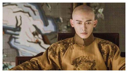 溥仪出逃时,唯一藏在棉衣里31年不离身的文物,现成国宝中的国宝休闲区蓝鸢梦想 - Www.slyday.coM 溥仪出逃时,唯一藏在棉衣里31年不离身的文物,现成国宝中的国宝休闲区蓝鸢梦想 - Www.slyday.coM