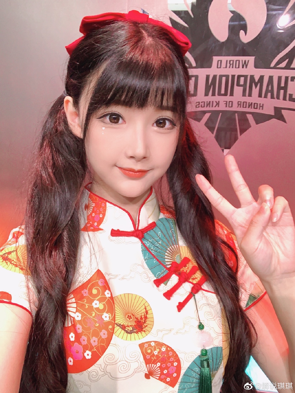 美女解说琪琪迷人写真美照欣赏好可爱啊