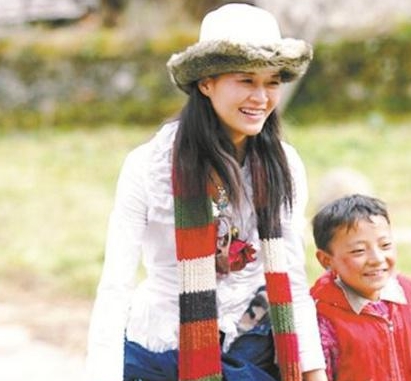 她34岁博士毕业,却放弃百万年薪,如今成为中国首位海军女舰长!休闲区蓝鸢梦想 - Www.slyday.coM 她34岁博士毕业,却放弃百万年薪,如今成为中国首位海军女舰长!休闲区蓝鸢梦想 - Www.slyday.coM