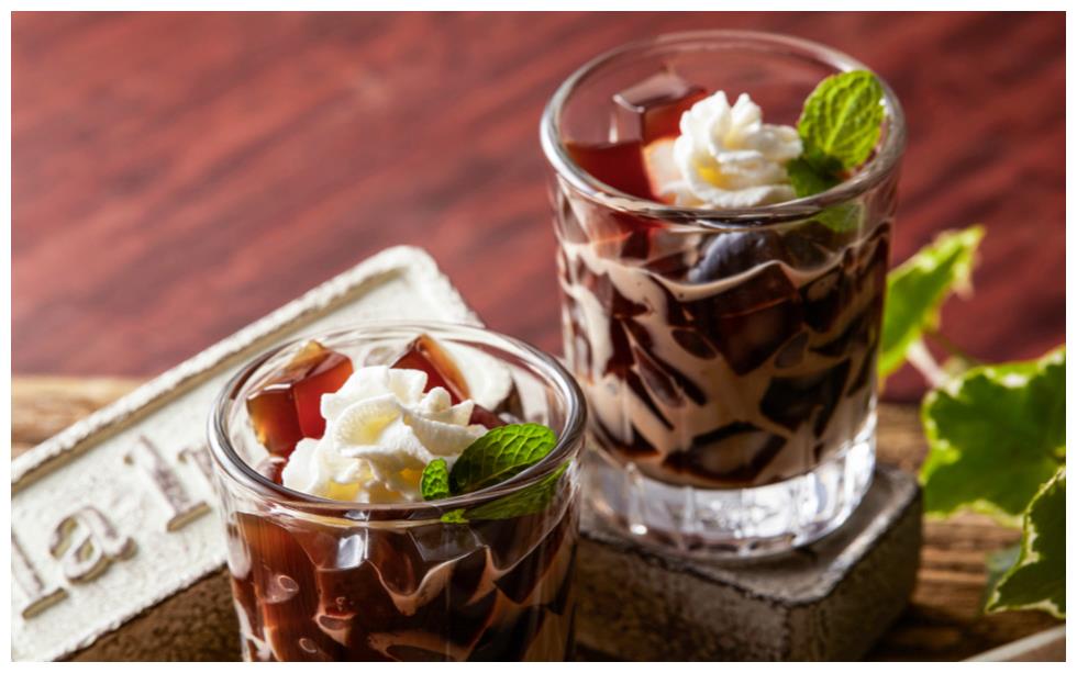 咖啡冻邂逅奶茶,醇苦与奶茶于口中交织碰撞