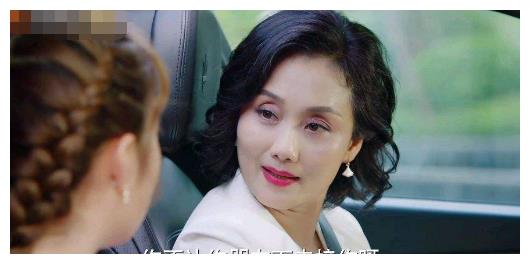 儿子是当红明星,女儿是奥运冠军,51岁的她才是真正的赢家