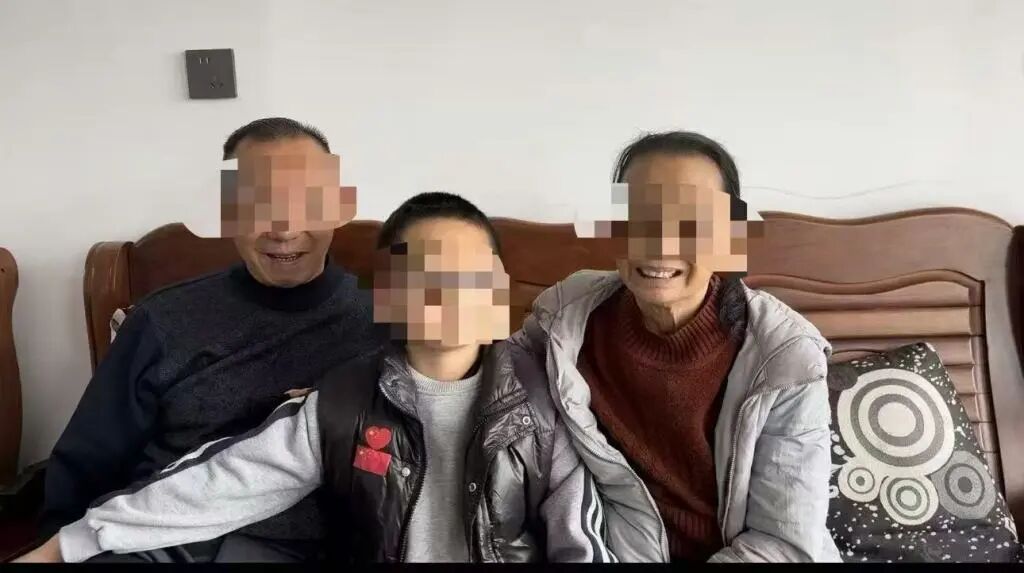 儿子去世,老人怀疑孙子非亲生,儿媳拒鉴定,160万赔偿款难分配 儿子去世,老人怀疑孙子非亲生,儿媳拒鉴定,160万赔偿款难分配